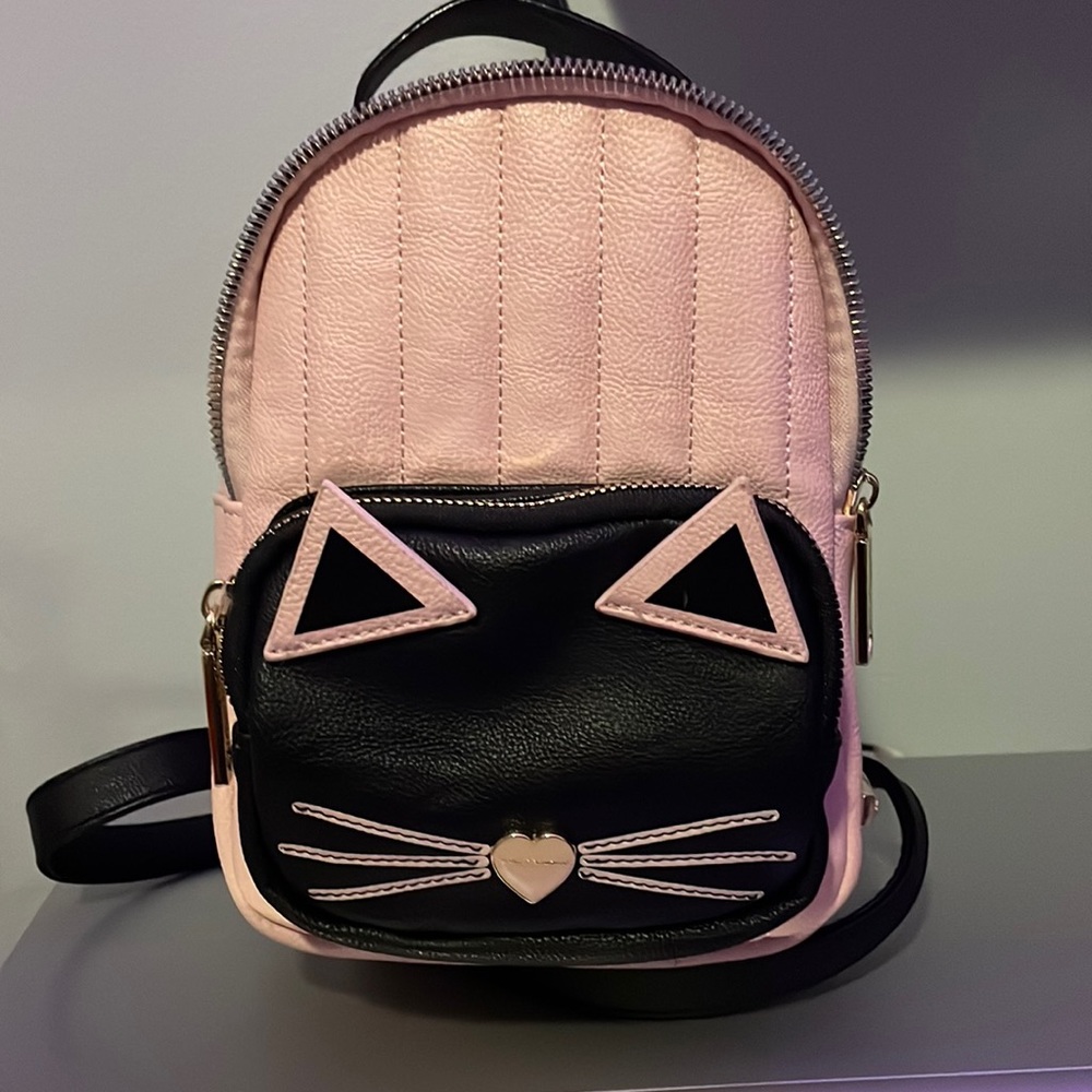 Betsey Johnson mini cat bacpack‎
